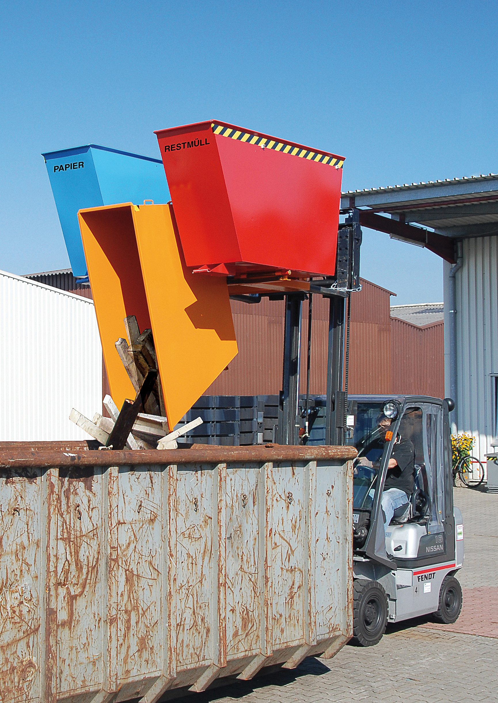 Kippbehälter Typ TRIOoto (kann Zubehör enthalten)