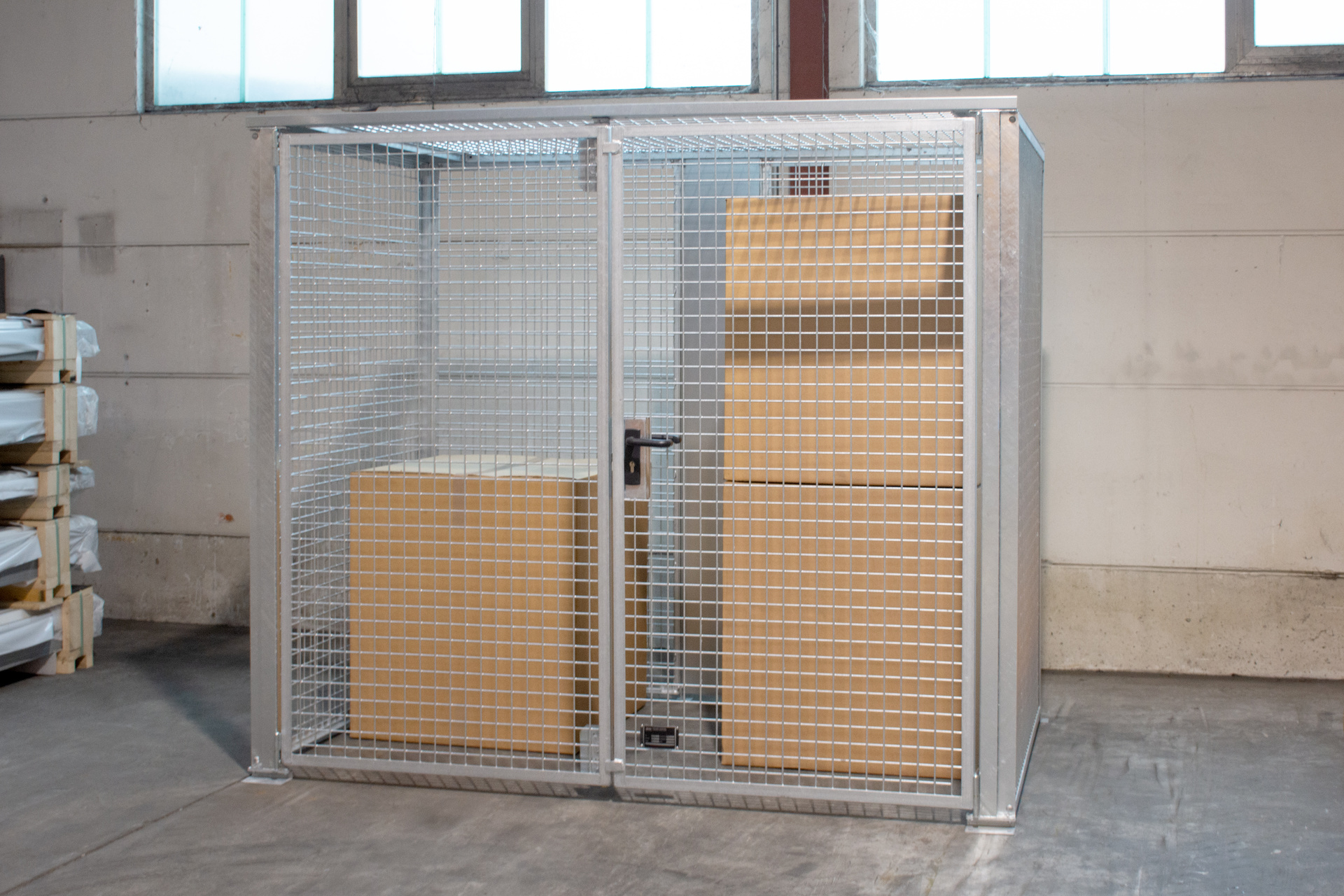 Lagerbox Typ LBMoto (kann Zubehör enthalten)